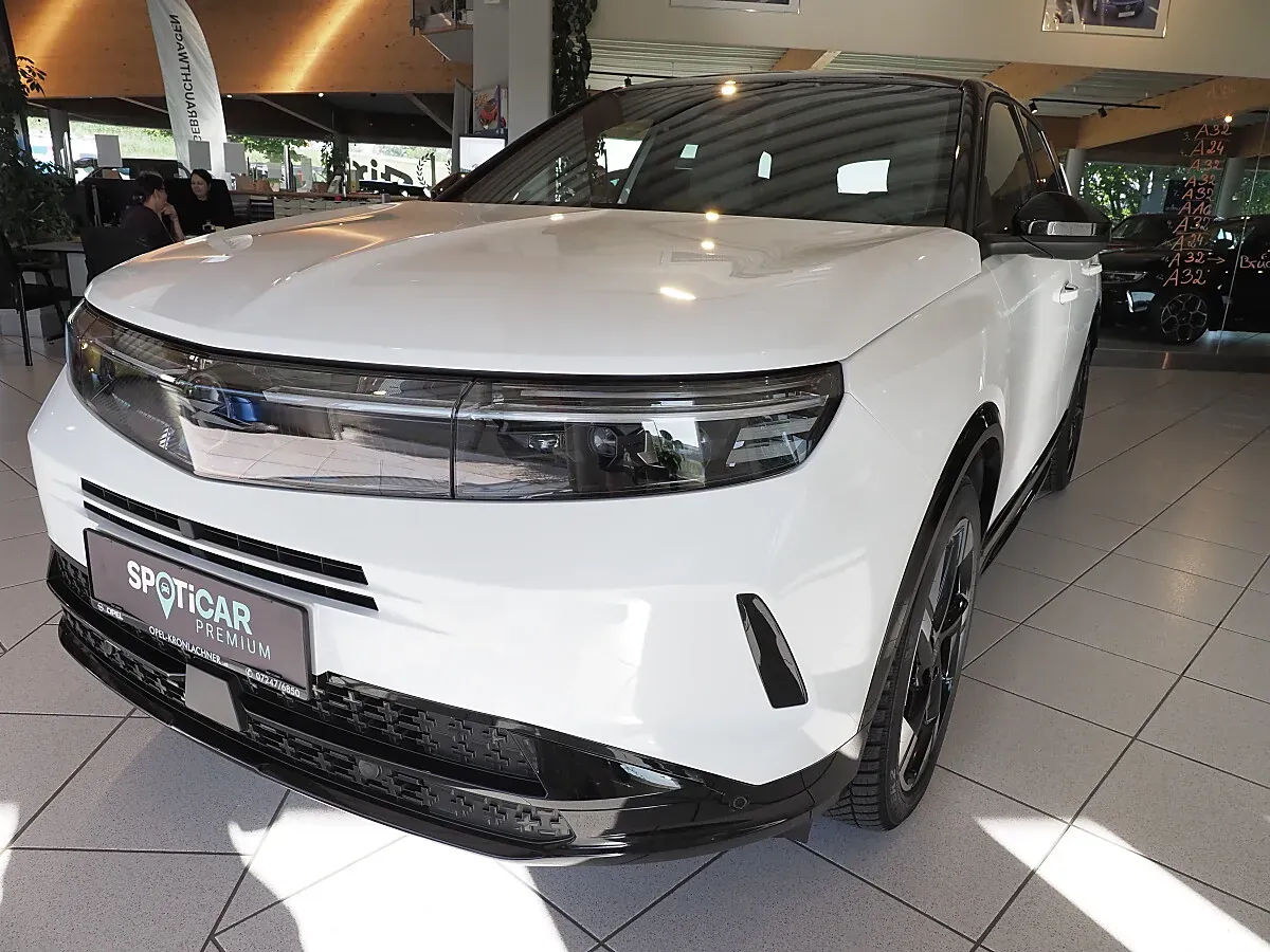 Opel Grandland 2025 photo 2
