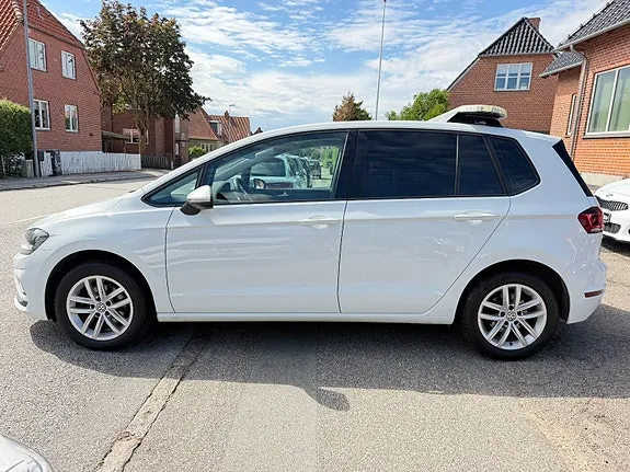 Volkswagen Golf Sportsvan 2020 photo 3