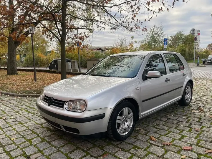 Volkswagen Golf 4