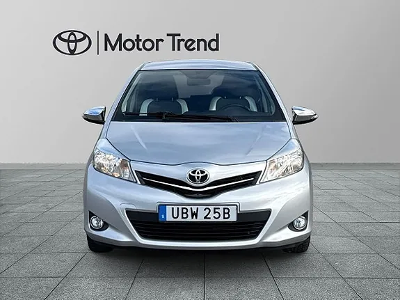 Toyota Yaris 2013 photo 5