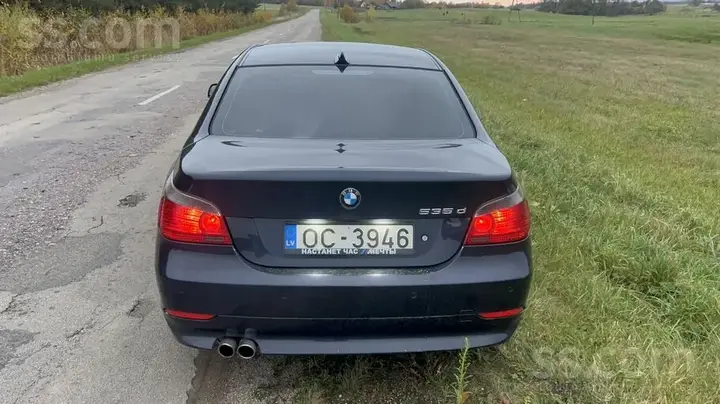 BMW E60 2006 photo 3