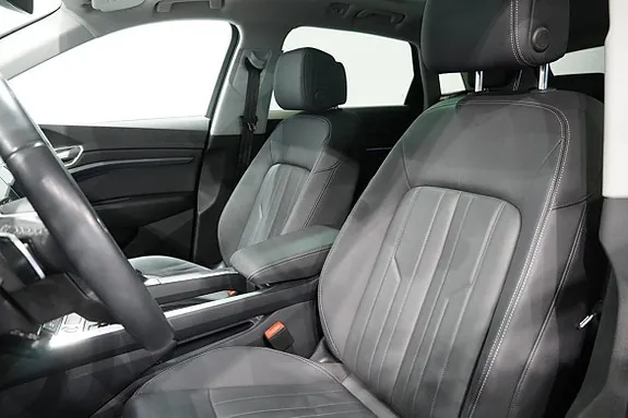 Audi Q8 2024 photo 4
