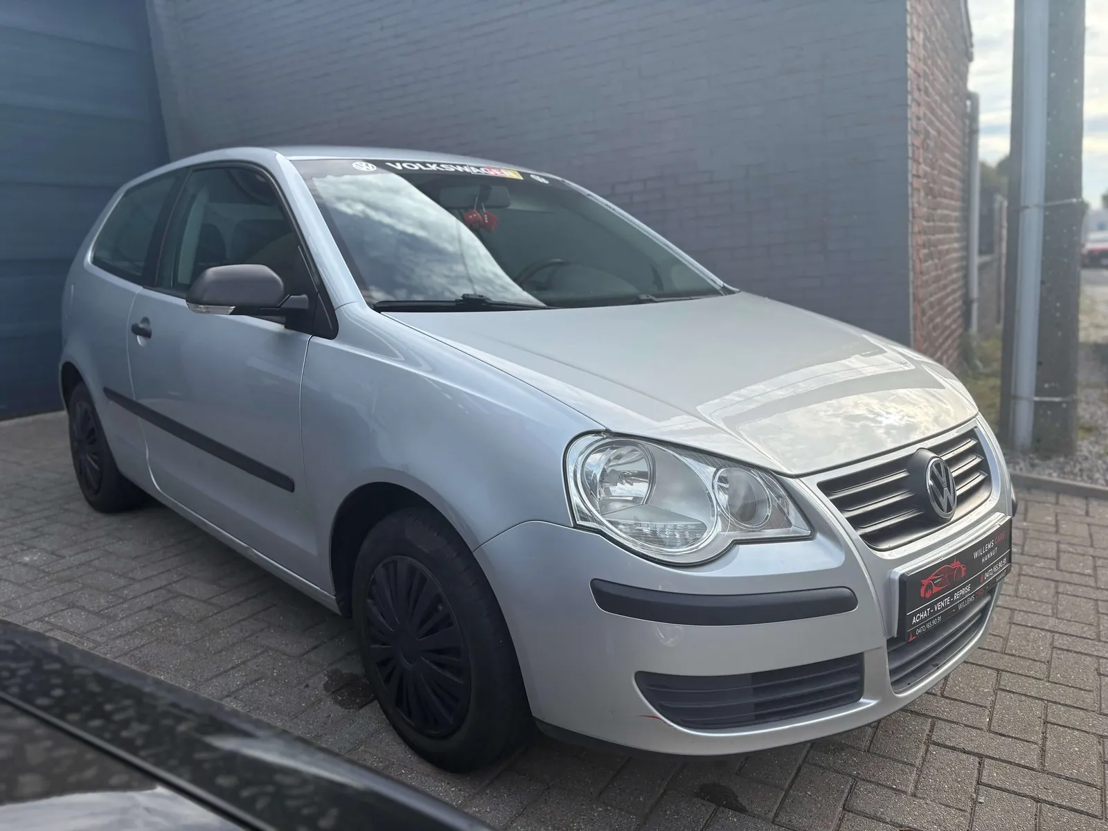 Volkswagen Polo 2008 photo 3