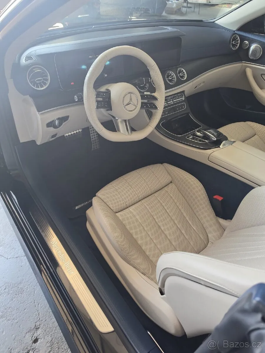 Mercedes-Benz E-Class 2023 photo 5