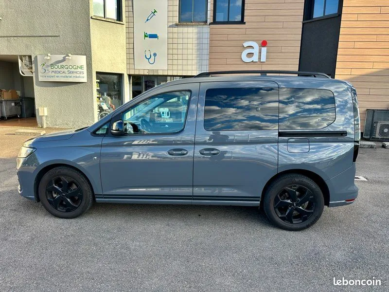 Ford Tourneo Connect 2024 photo 2