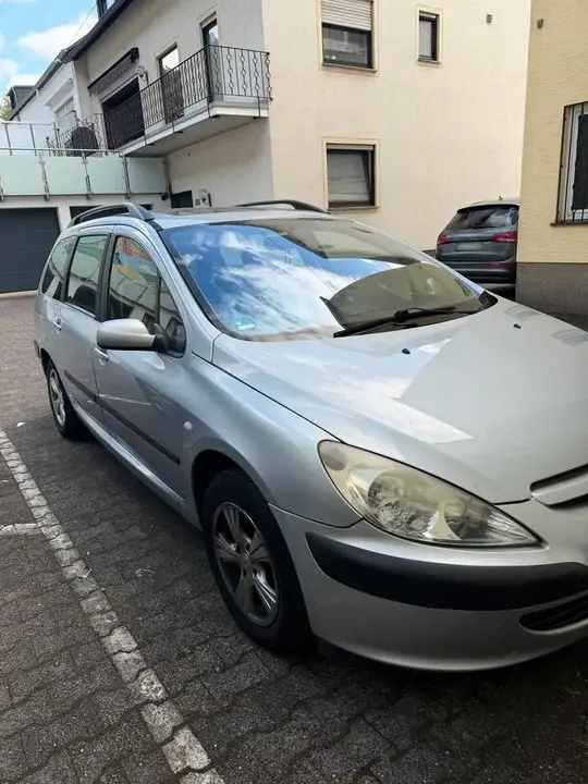 Peugeot 307