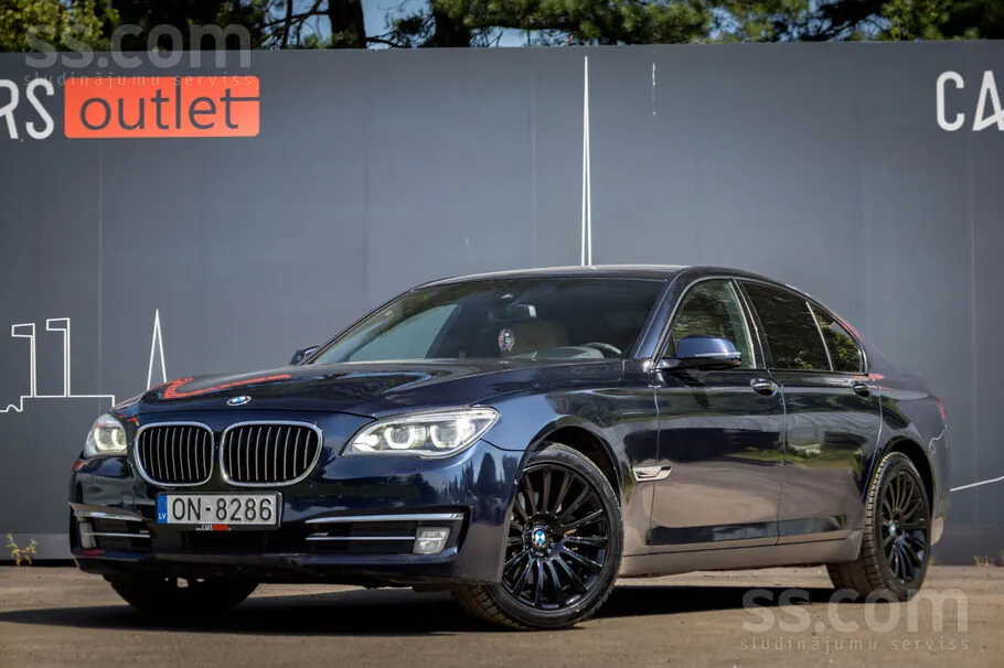 BMW 730