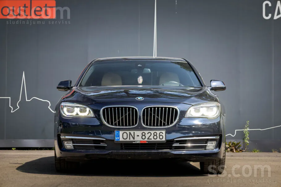BMW 730 2013 photo 2