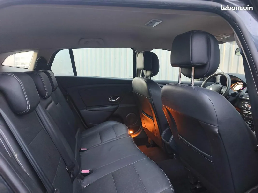 Renault Megane 2010 photo 5