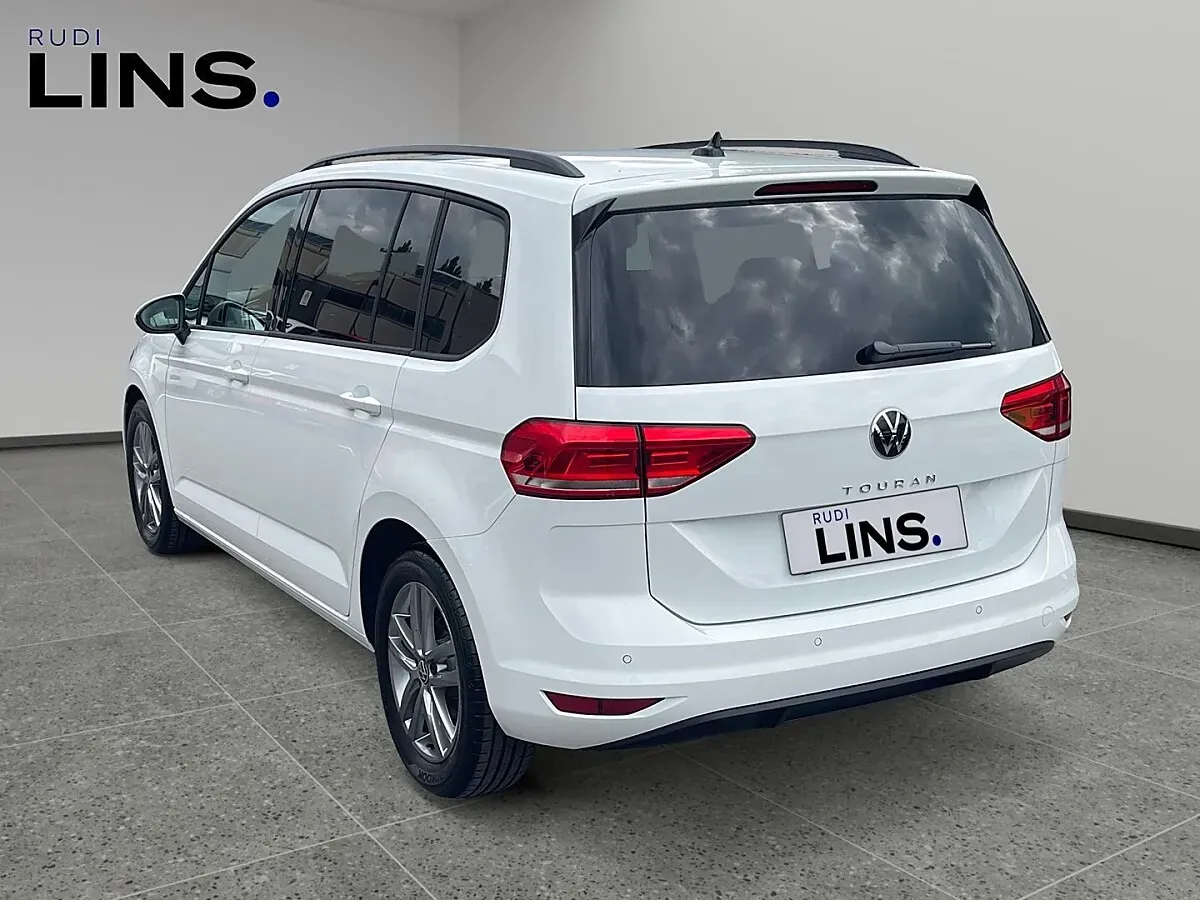 Volkswagen Touran 2026 photo 3