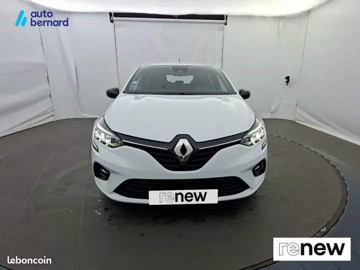 Renault Clio 2022 photo 2