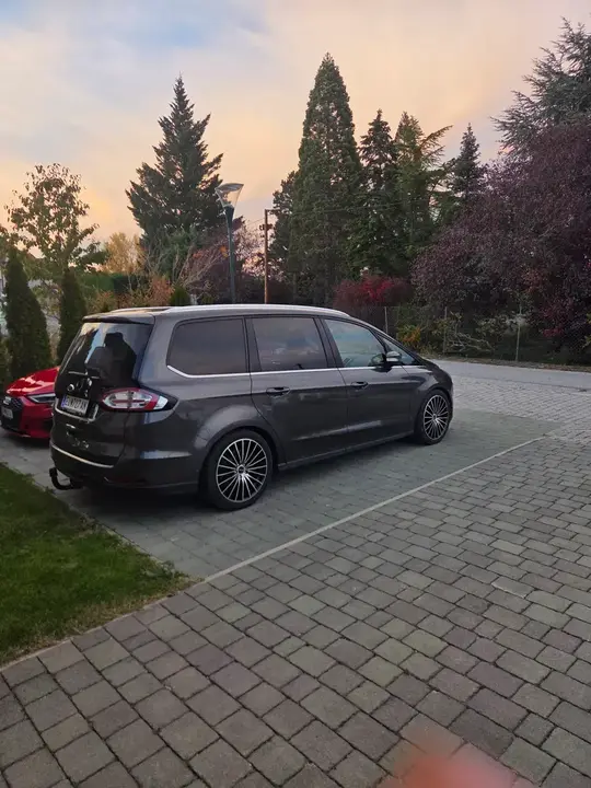 Ford Galaxy