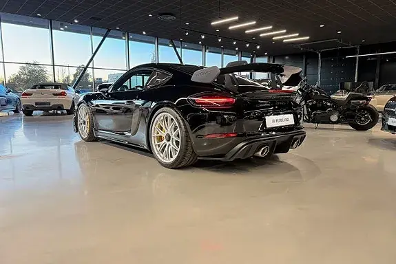 Porsche 718 Cayman Gt4 Rs 2025 photo 3