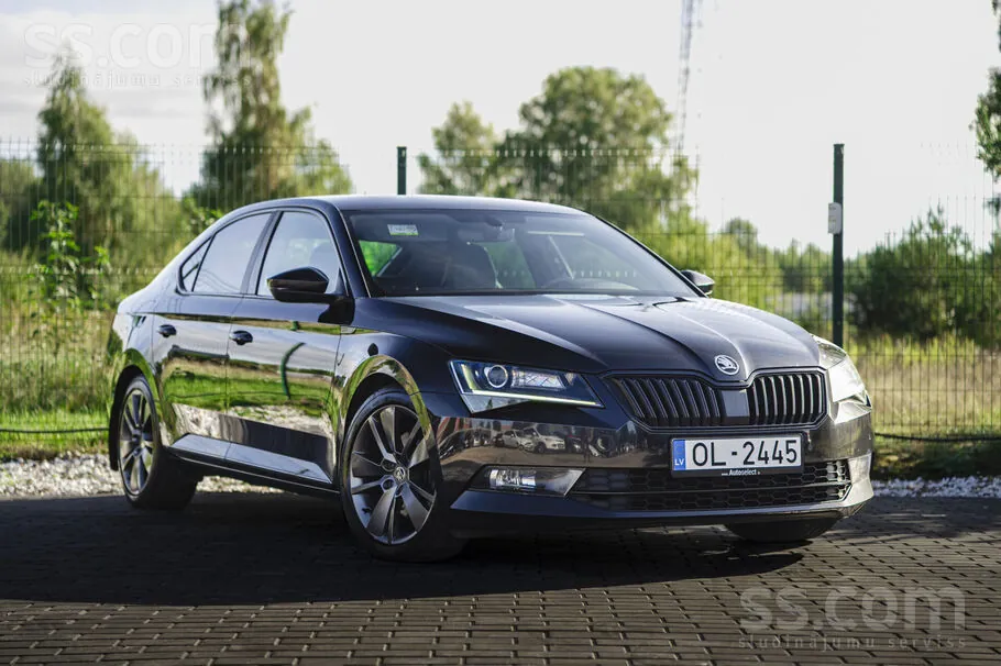 Skoda Superb 2018 photo 4