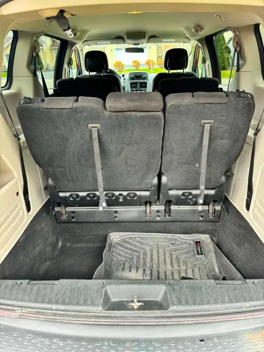 Dodge Grand Caravan 2012 photo 5
