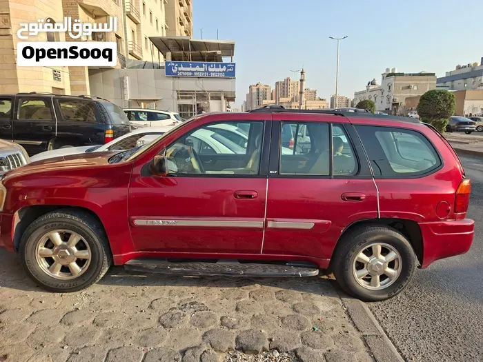 GMC Envoy 2002 photo 2