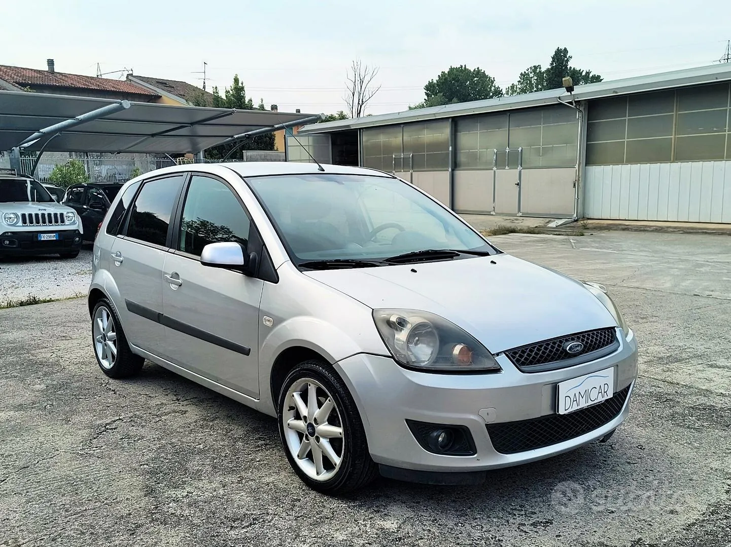 Ford Fiesta 2007 photo 2