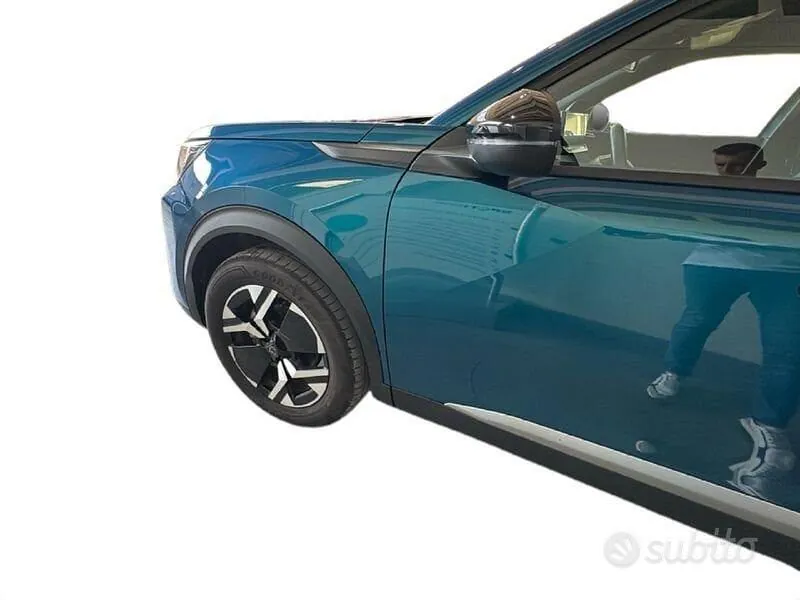 Peugeot 2008 2025 photo 4