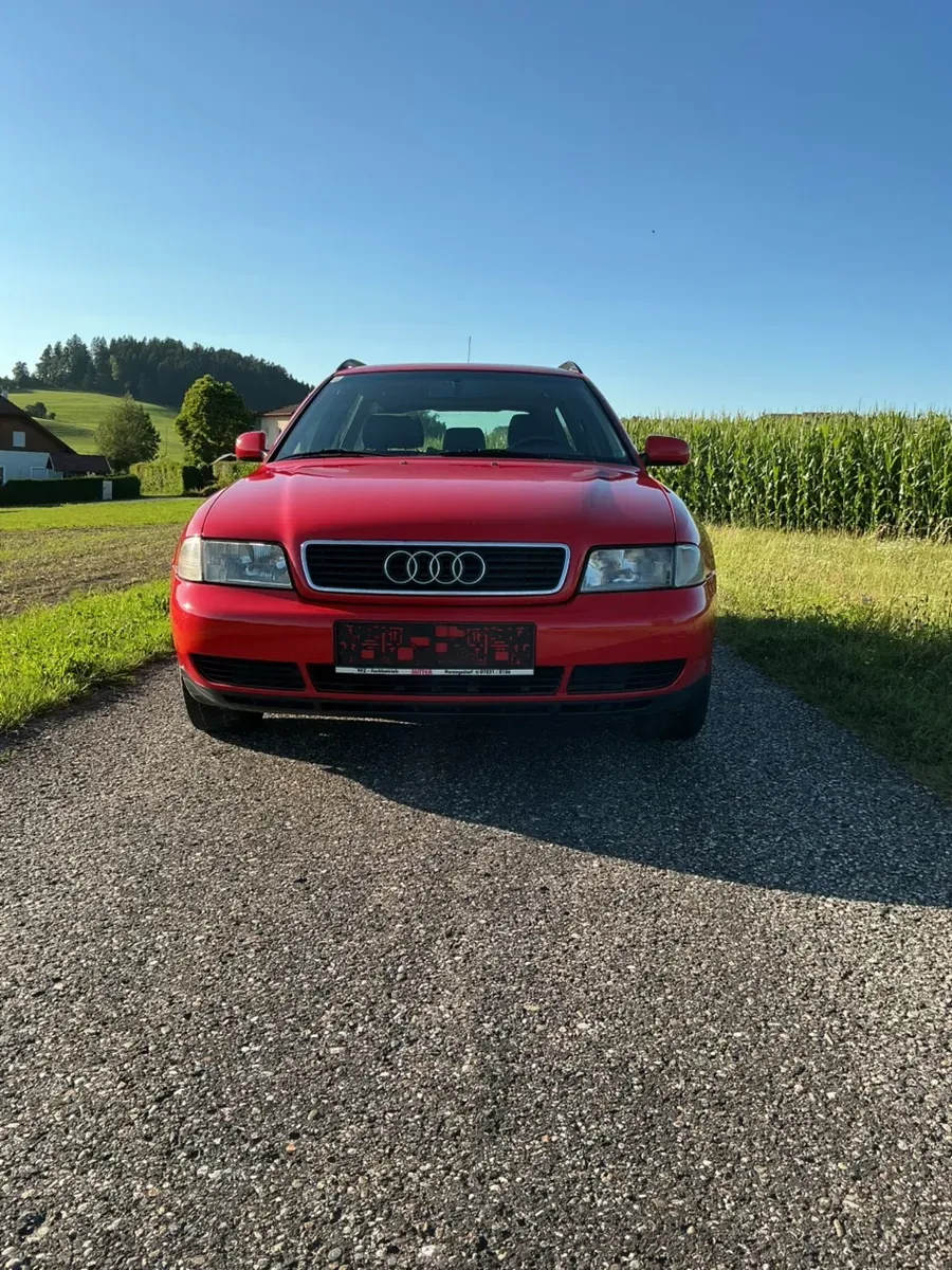 Audi A4 1998 photo 2