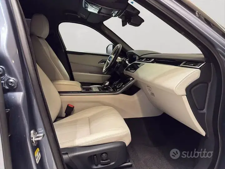 Land Rover Velar 2021 photo 3