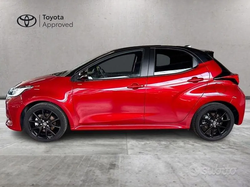 Toyota Yaris 2023 photo 3