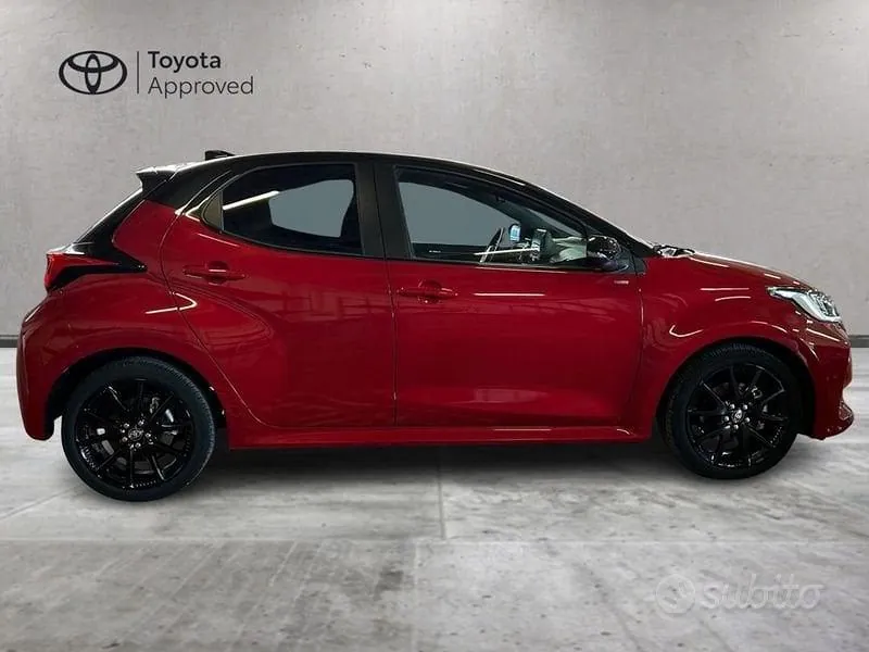 Toyota Yaris 2023 photo 4
