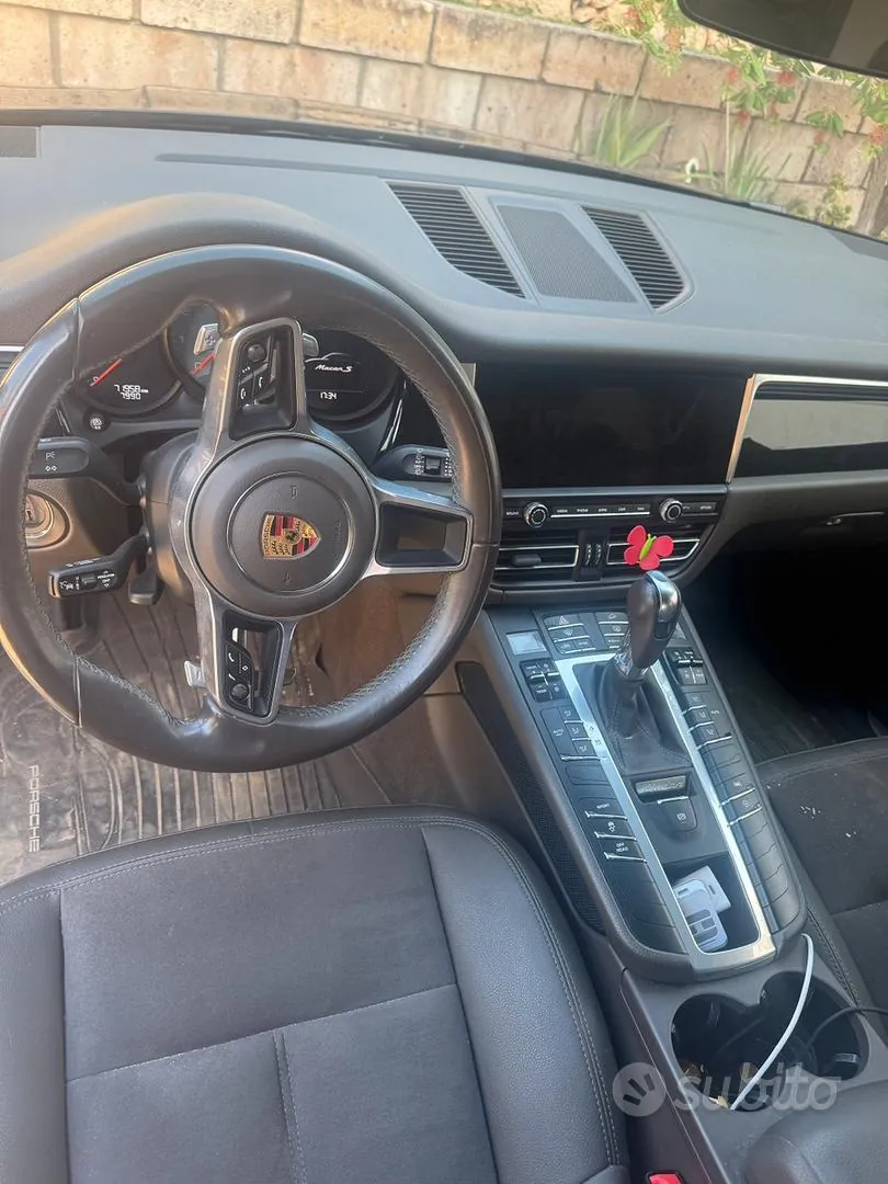 Porsche Macan 2021 photo 3