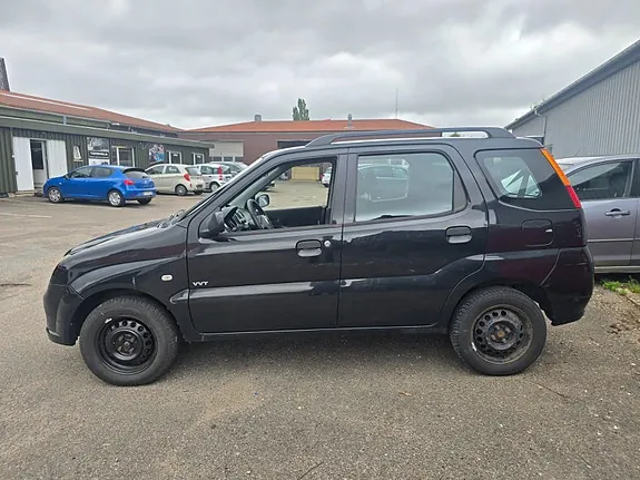 Suzuki Ignis 2008 photo 2