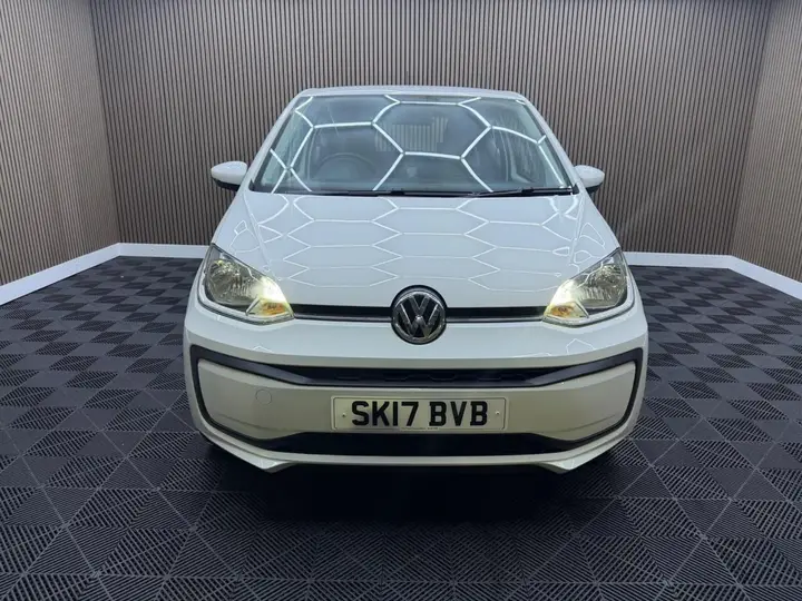 Volkswagen Up 2017 photo 2