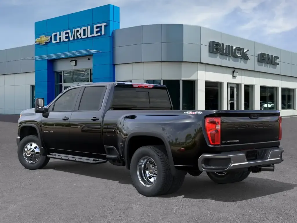 Chevrolet Silverado 3500 2026 photo 3