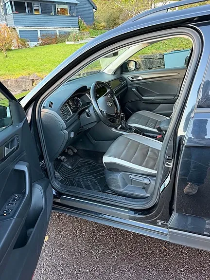Volkswagen T-Roc 2019 photo 5