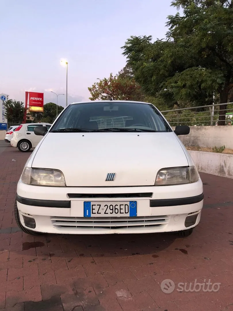 Fiat Punto 1994 photo 2