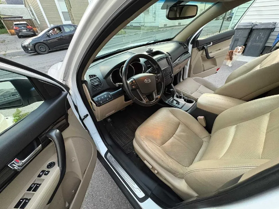Kia Sorento 2011 photo 5
