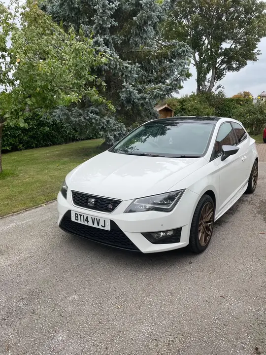 Seat Leon 2014 photo 2