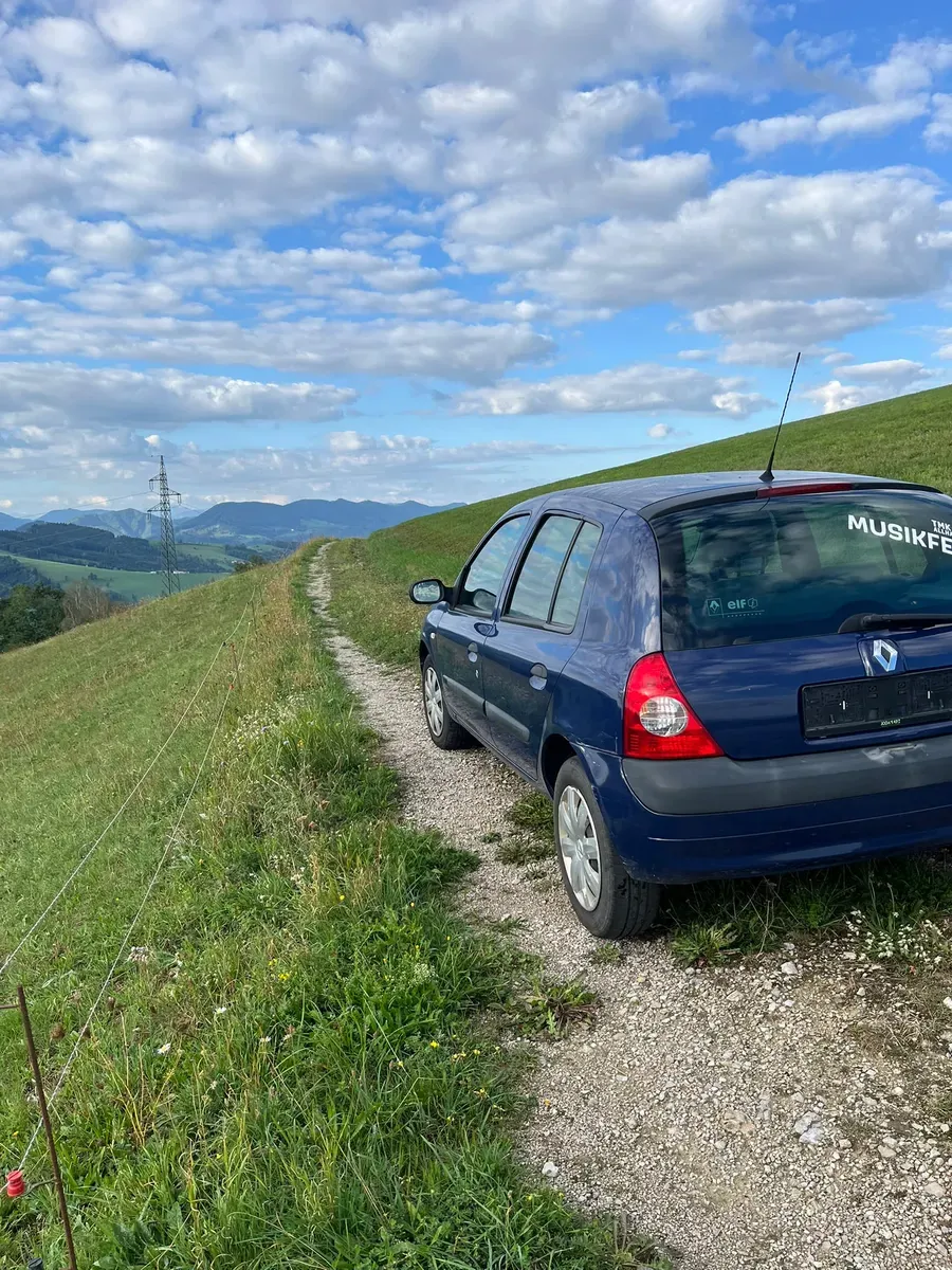 Renault Clio 2003 photo 3