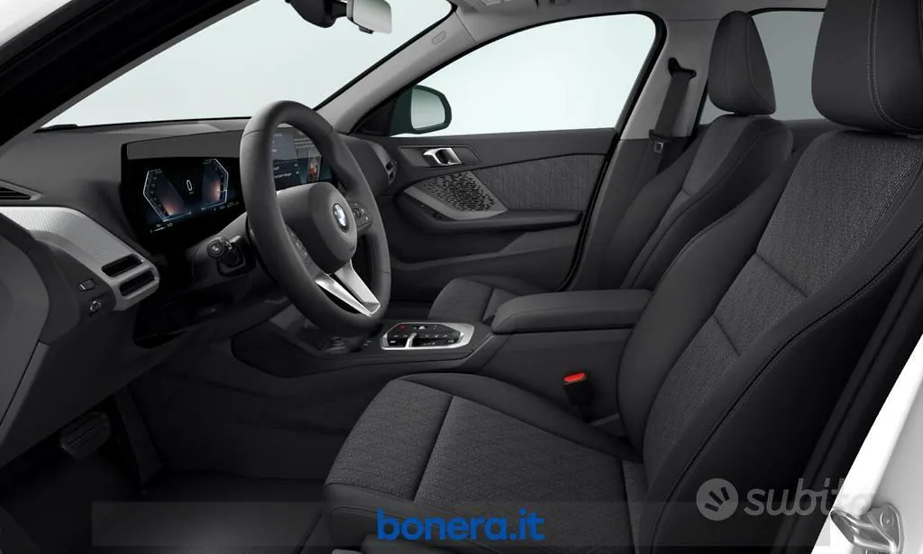 BMW 1 Series 2026 photo 4