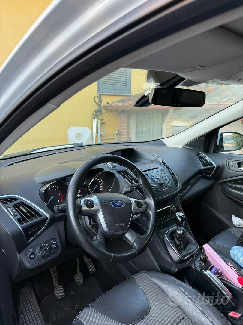 Ford Kuga 2015 photo 3