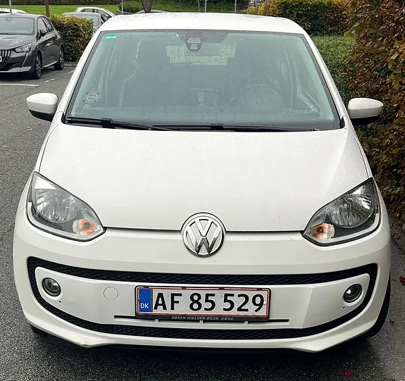 Volkswagen Up 2013 photo 3