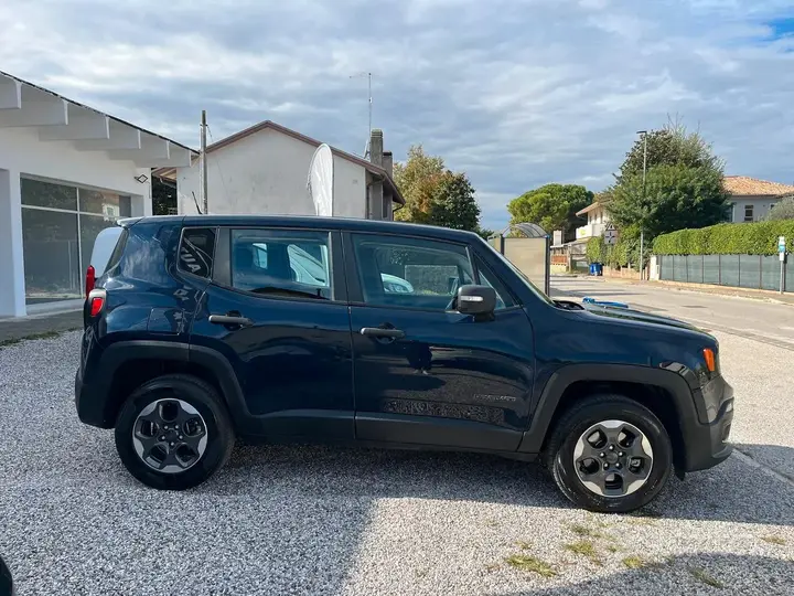 Jeep Renegade 2018 photo 3