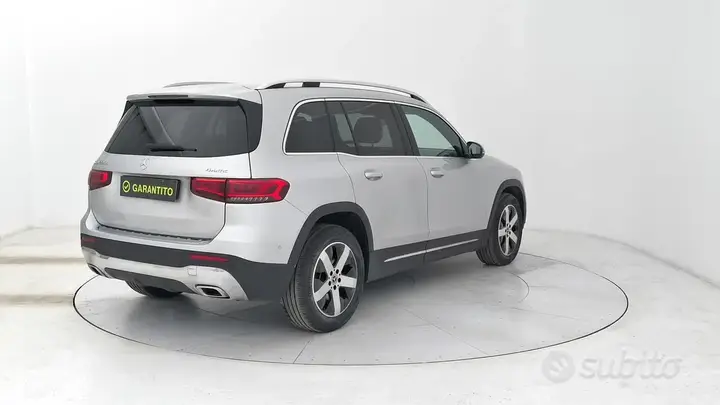 Mercedes-Benz Glb 2022 photo 5