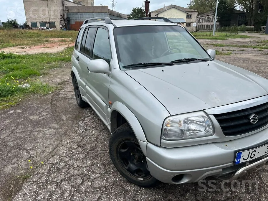 Suzuki Grand Vitara 2002 photo 2