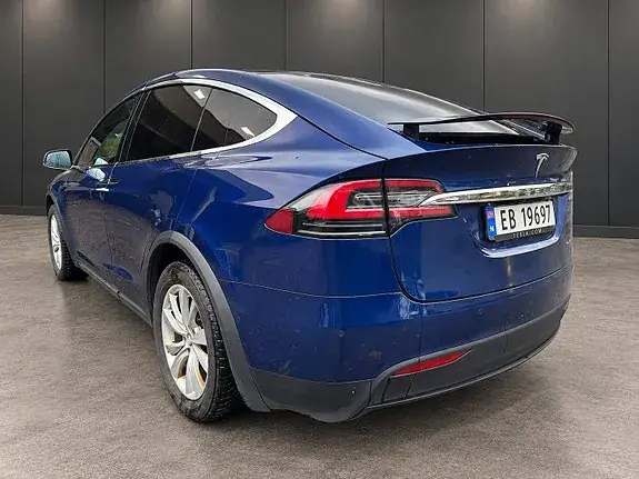 Tesla Model X 2020 photo 5