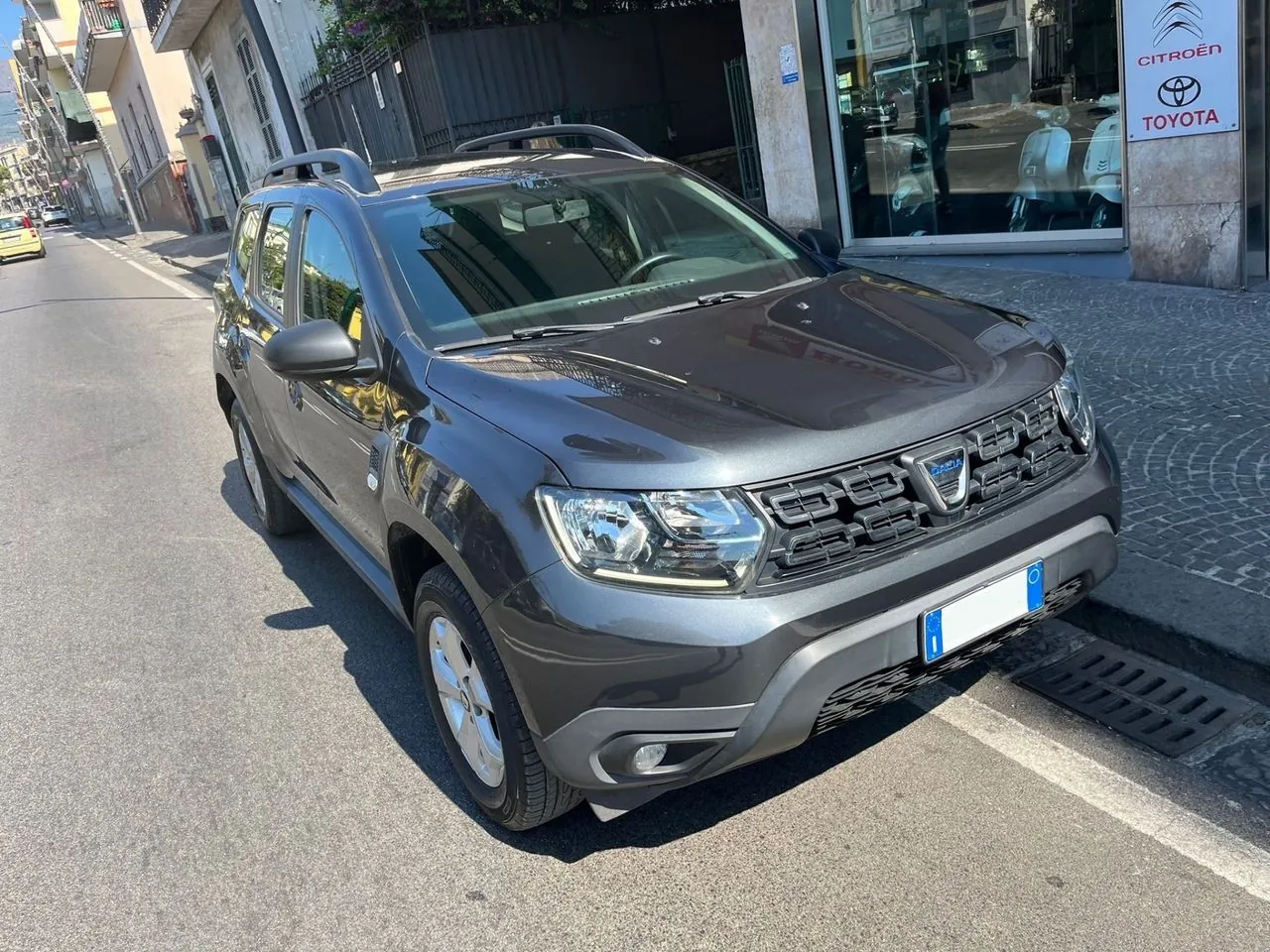 Dacia Duster 2021 photo 2