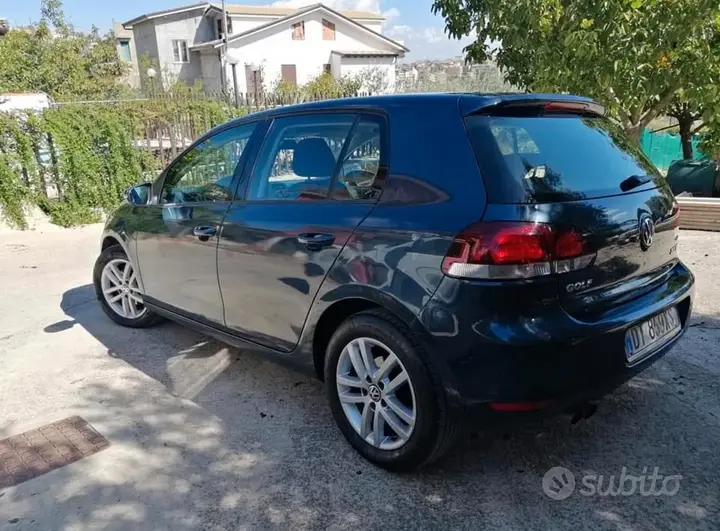 Volkswagen Golf 2009 photo 2