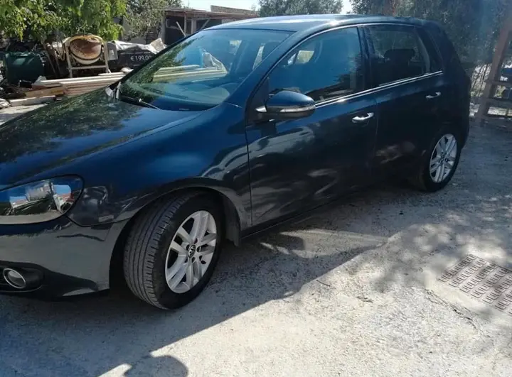 Volkswagen Golf 2009 photo 3