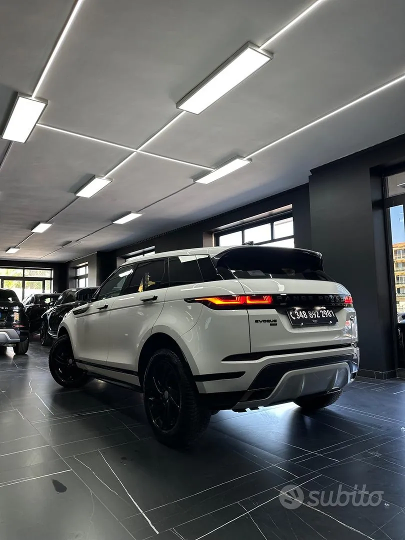 Land Rover Range Rover Evoque 2019 photo 2
