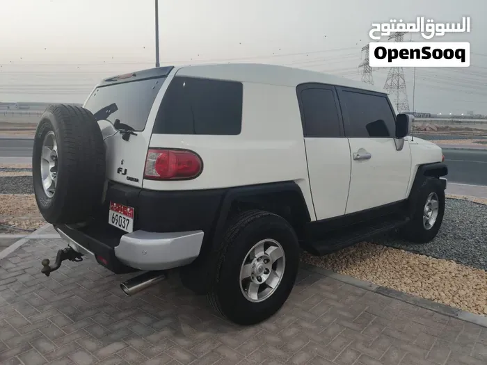 Toyota Fj 2008 photo 3
