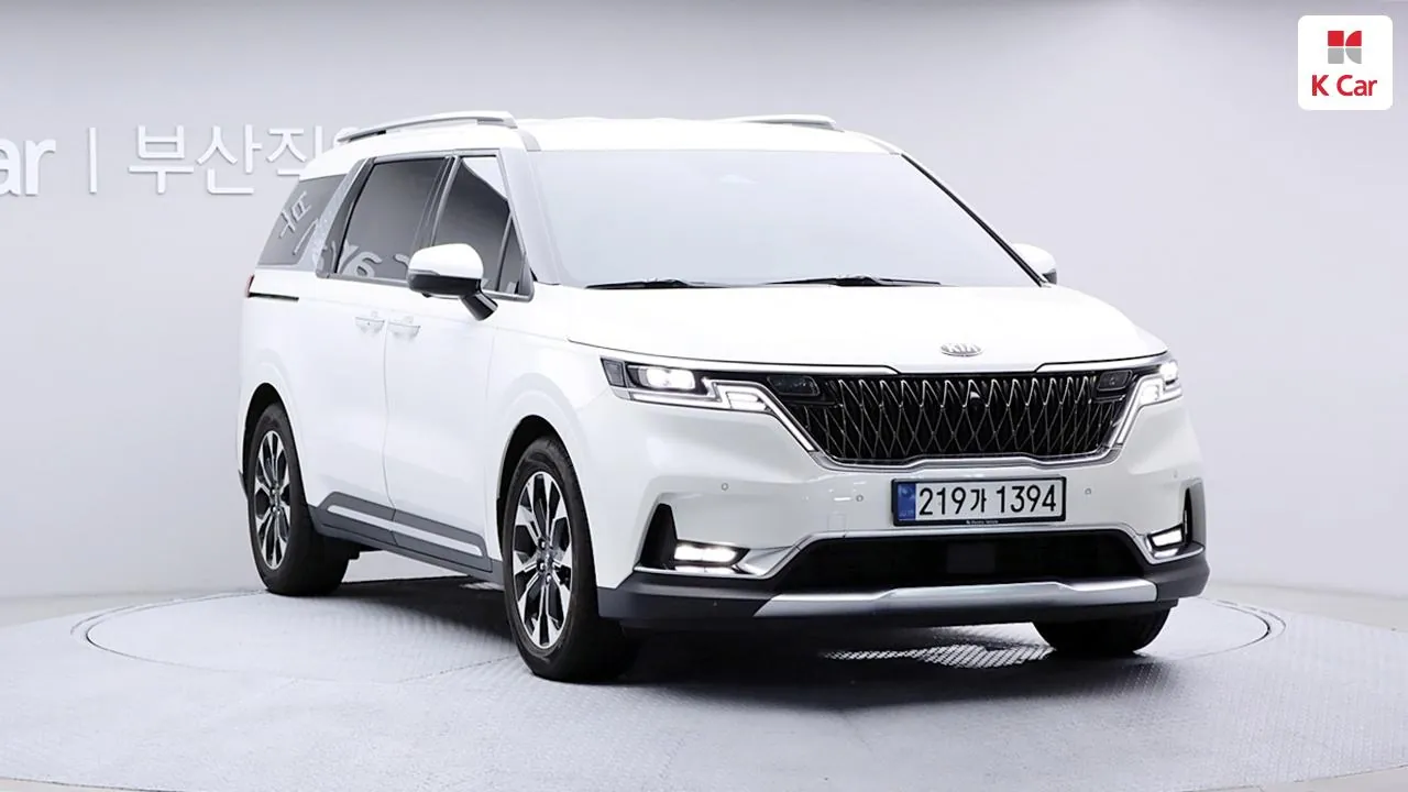 Kia Carnival 2021 photo 2
