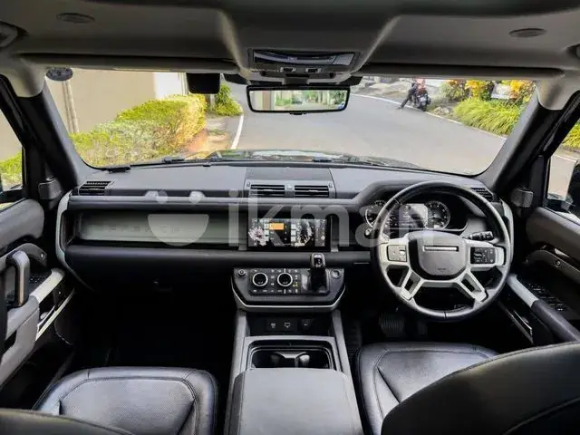 Land Rover Defender 2023 photo 4