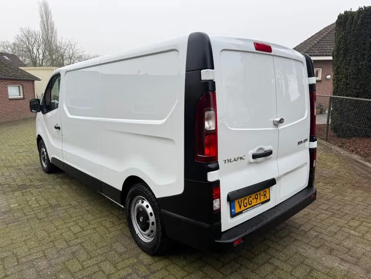 Renault Trafic 2020 photo 2